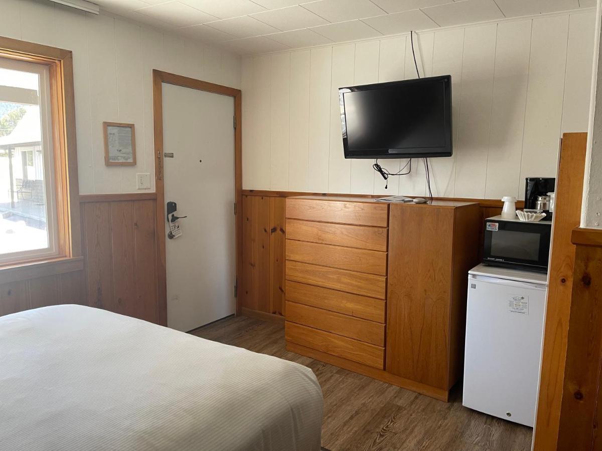 Saddle & Surrey Motel Estes Park Phòng bức ảnh